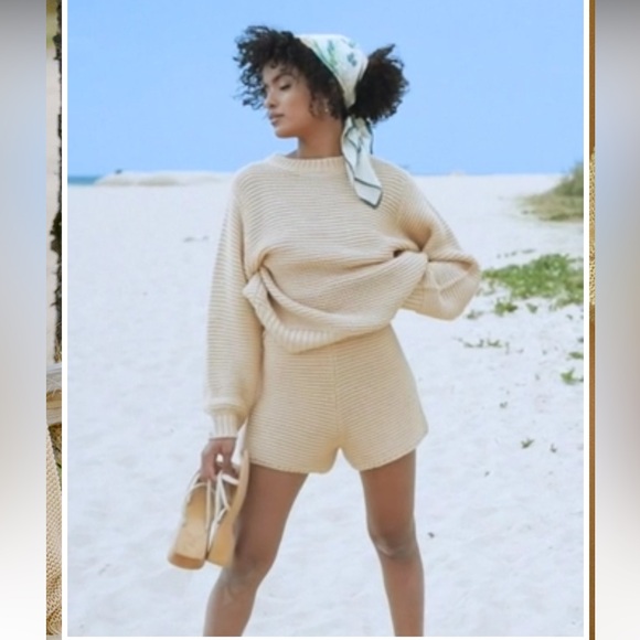 Sabo skirt✨set✨Noelle tan knit size small - Picture 4 of 11